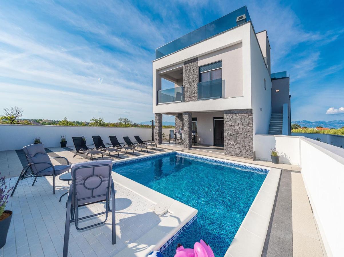 Contessa Holiday home